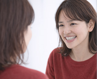 本格的な矯正治療に挑む決心した女性